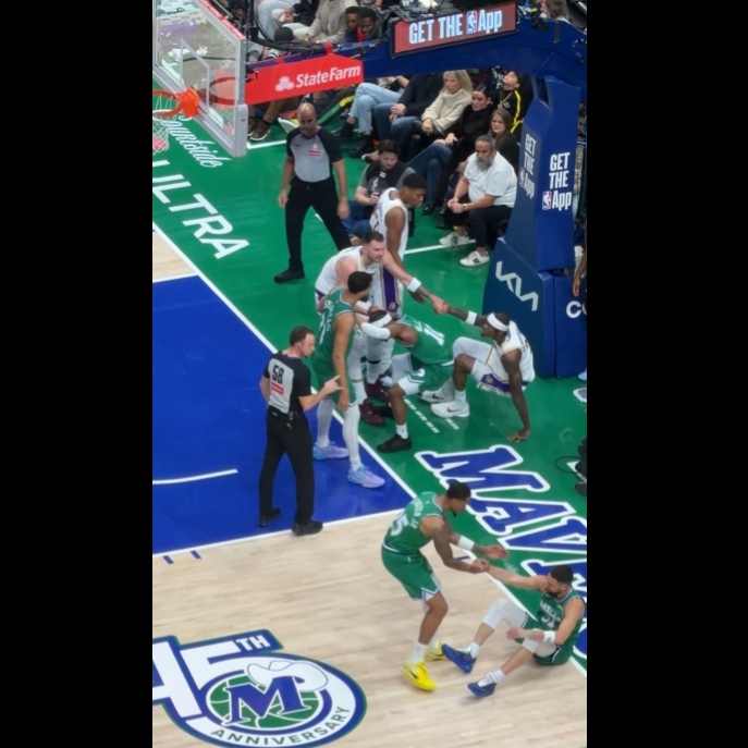 世界杯赛事直播平台-他不在独行侠了又好像还在！东契奇拉队友也拉对手 还关心了克莱