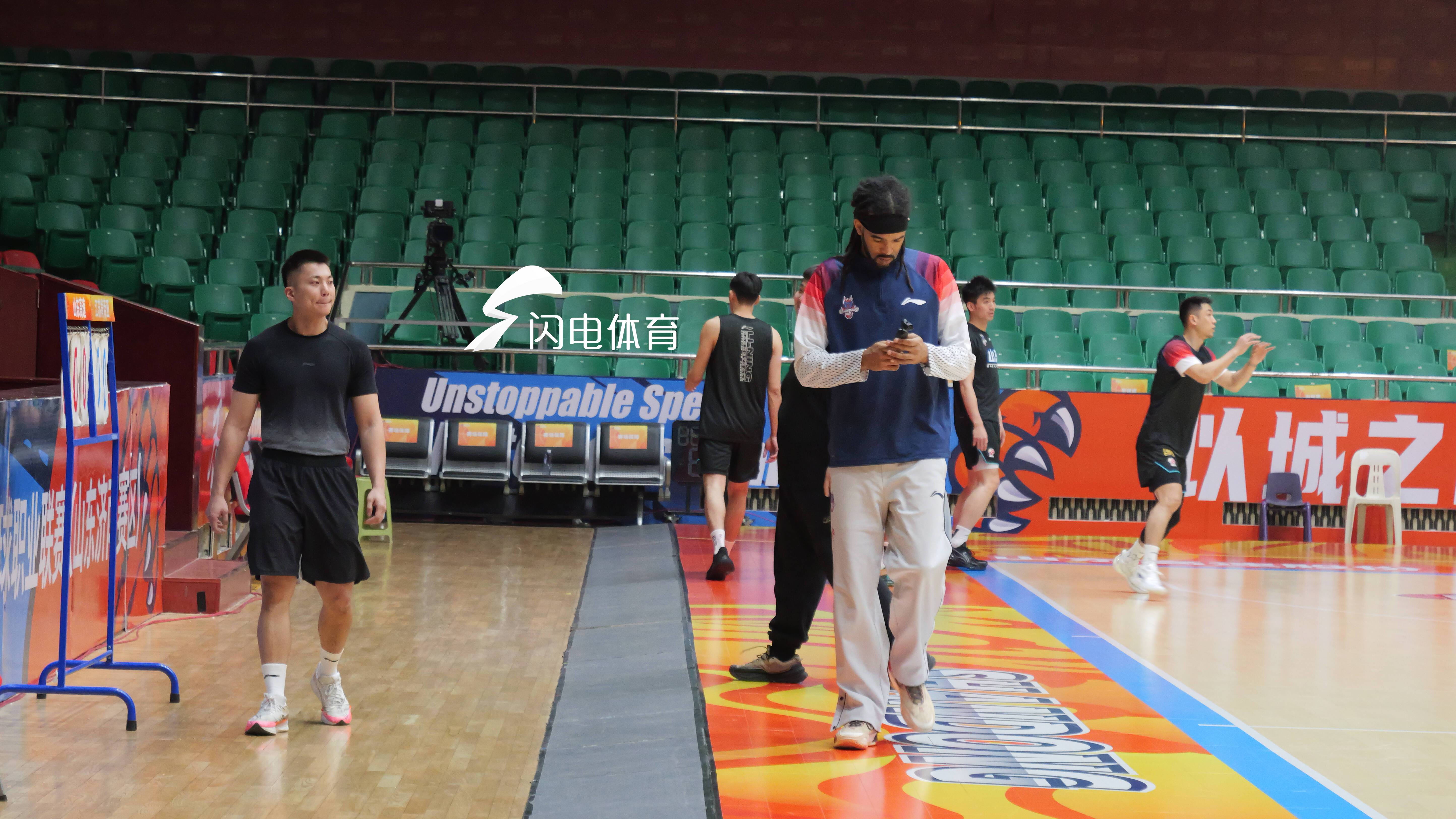 世界杯直播客户端下载-山东高速男篮主场迎战江苏，邱彪赛前透露琼斯伤情